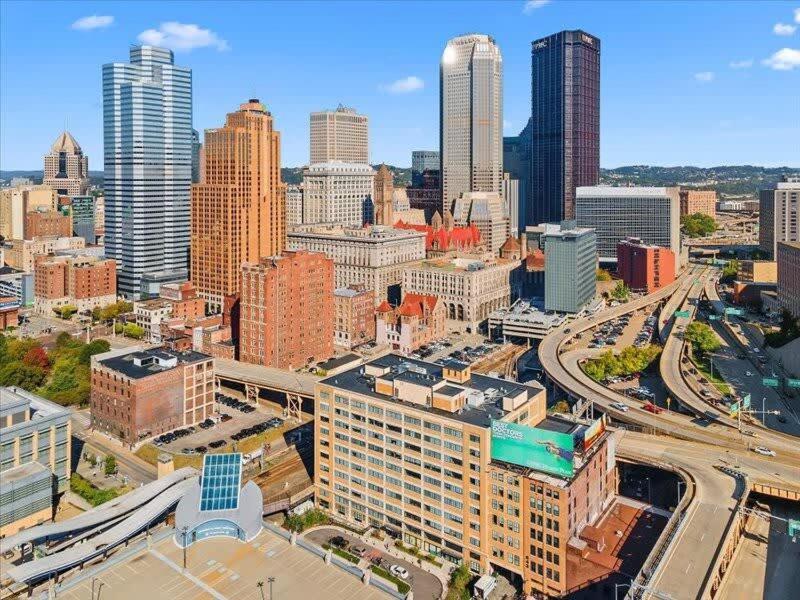 Cozysuites Lavish 1Br, Downtown Pittsburgh Extérieur photo